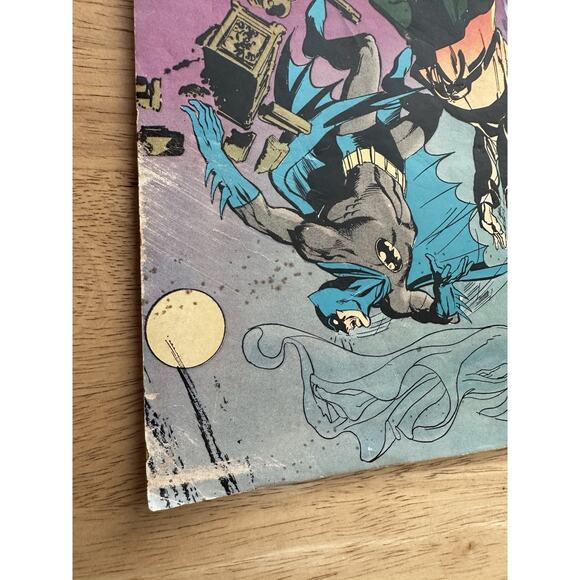 Detective Comics Batman and Batgirl, #397/ 1970, Neal Adams Cover/FAIR VTG - Picture 3 of 9